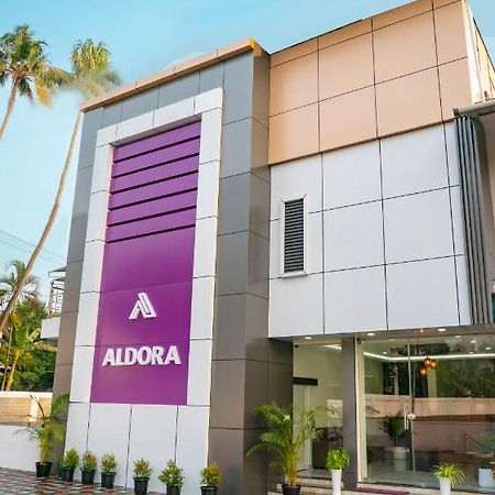 Hotel Aldora Airport Residency Nedumbassery Zewnętrze zdjęcie