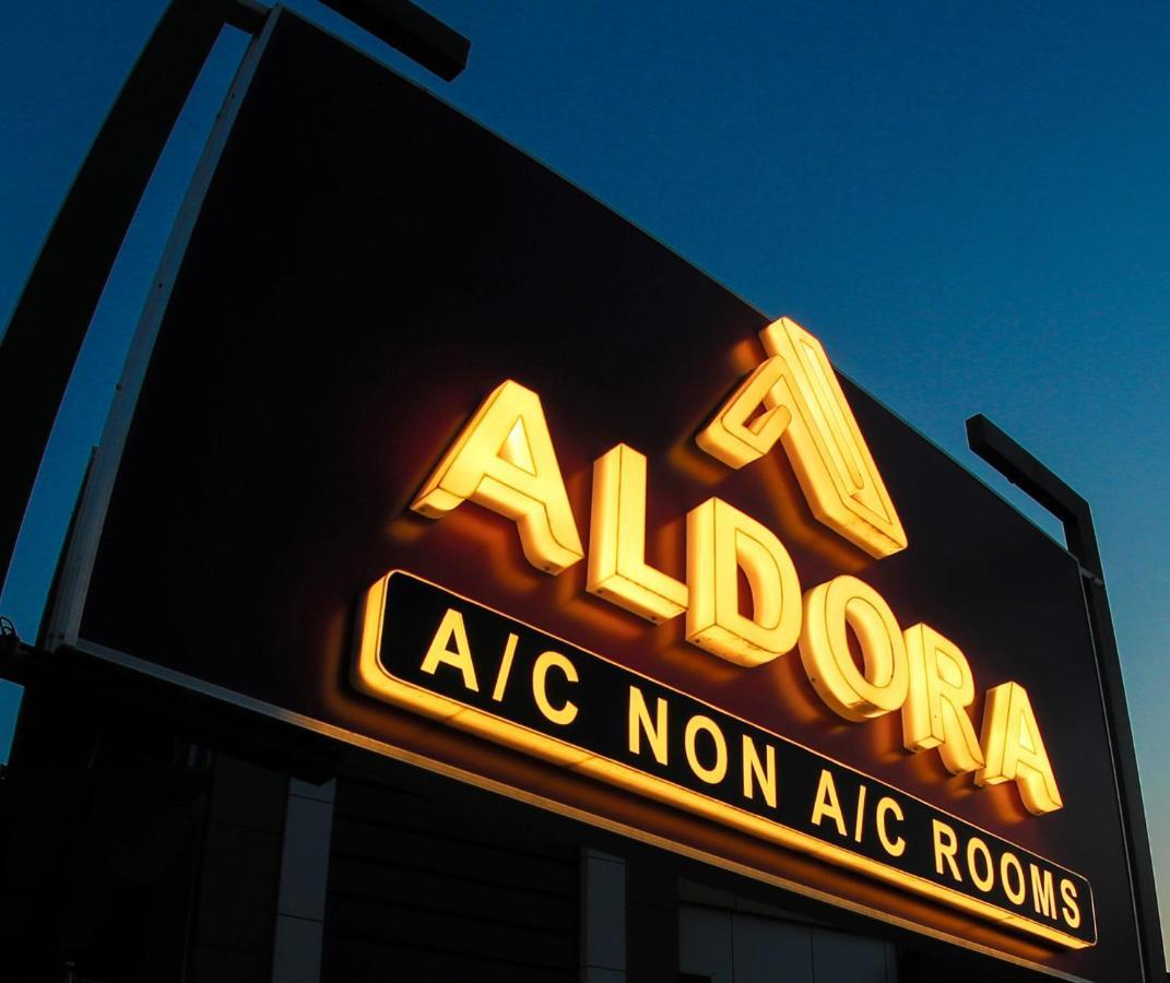 Hotel Aldora Airport Residency Nedumbassery Zewnętrze zdjęcie