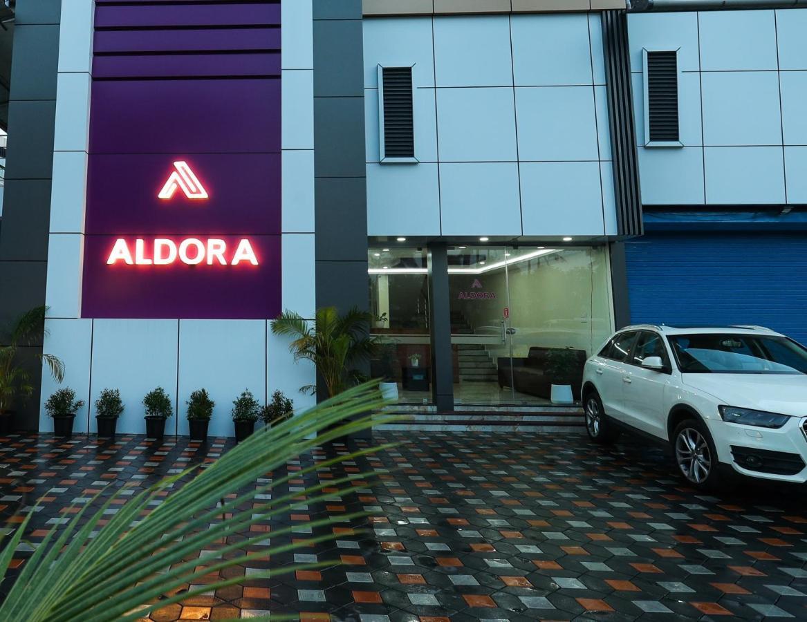Hotel Aldora Airport Residency Nedumbassery Zewnętrze zdjęcie