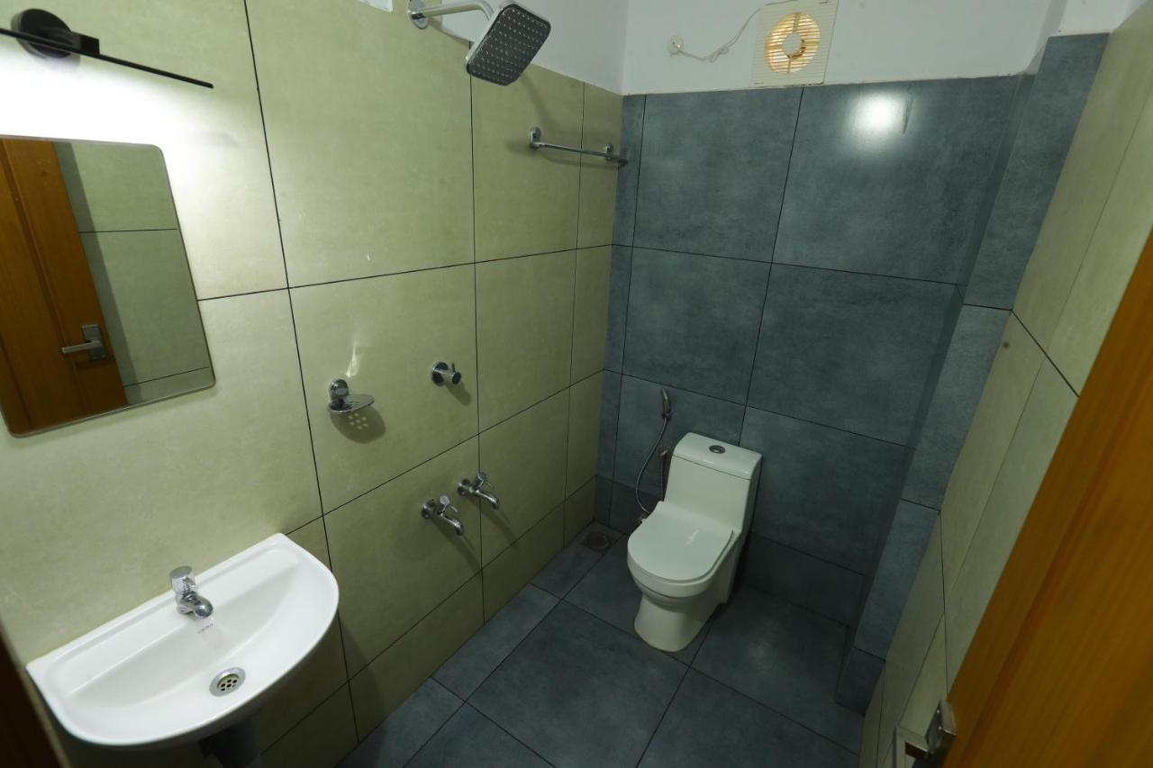 Hotel Aldora Airport Residency Nedumbassery Zewnętrze zdjęcie
