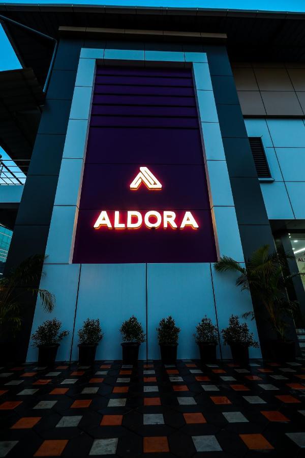 Hotel Aldora Airport Residency Nedumbassery Zewnętrze zdjęcie
